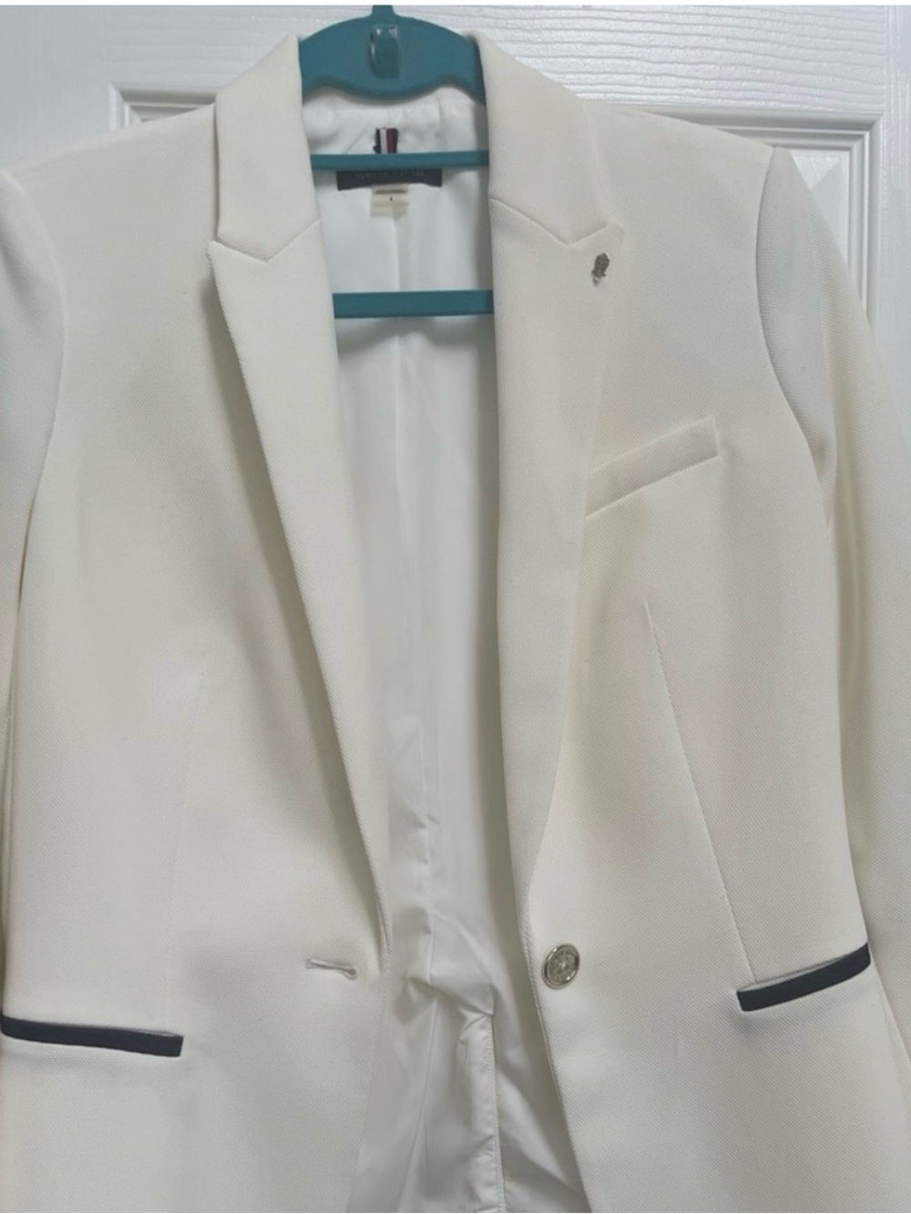 Tommy Hilfiger Cream Blazer with Navy Trim
